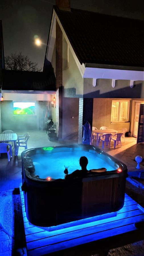 Nikolux Apartman Hajdúszoboszló Dış mekan fotoğraf